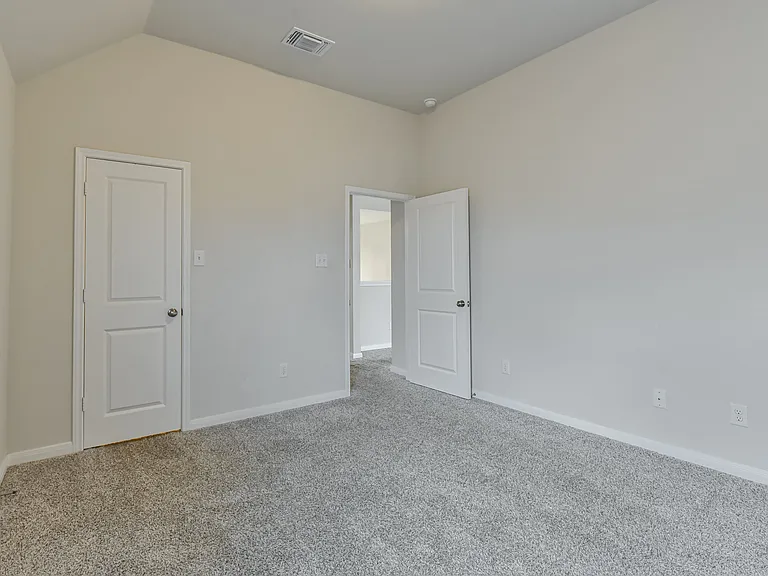 6306 Golden Gate Dr — Photo 30