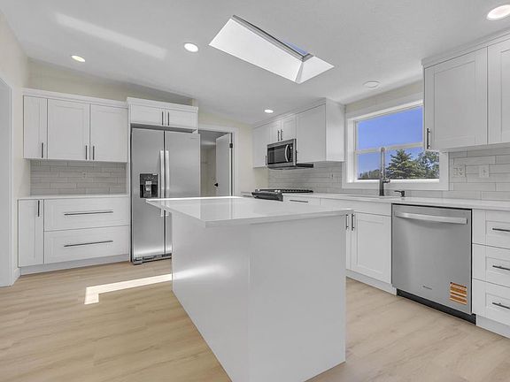 4th image of 5019 Flagstone ROAD