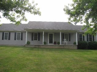 136 Hawks Nest Dr, Lancaster, KY 40444