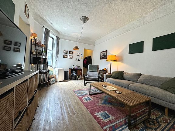 4th image of 650 Rogers Ave APT 2F