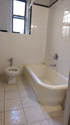 Rented by Lang Realty LLC | media 9