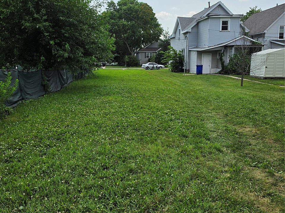 1st image of 531 9th St SW