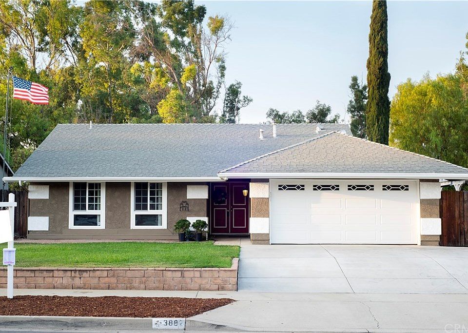 1st image of 3882 Willow Ln