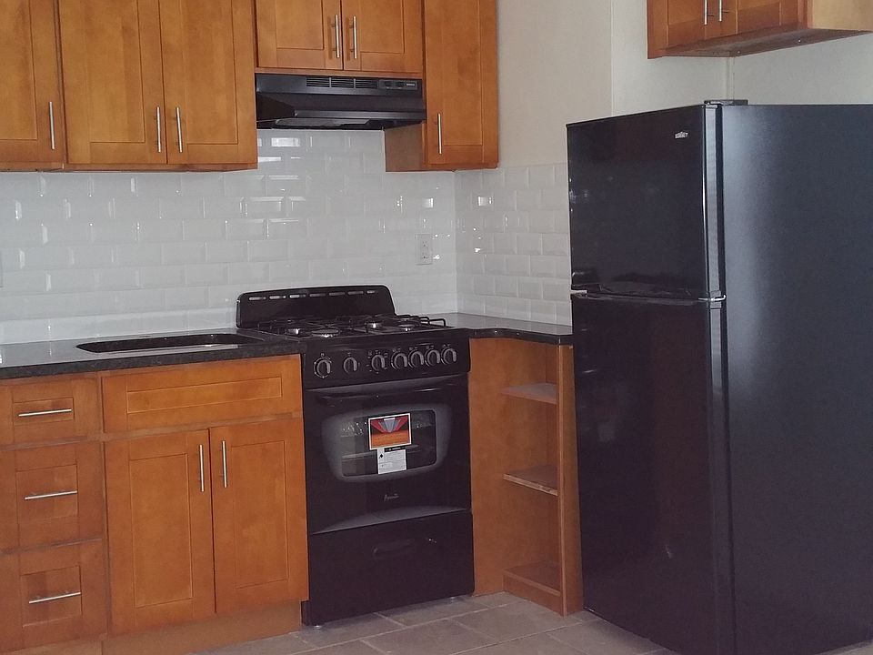 1st image of 496 Park Ave APT 10