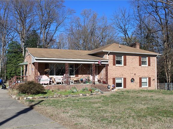 2nd image of 7410 Ewell Rd