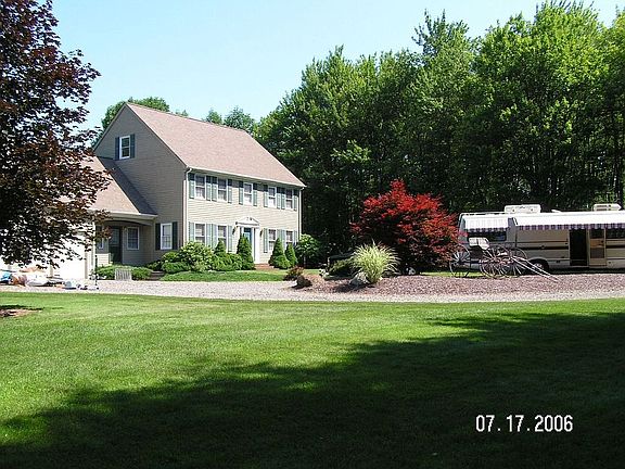 front of house & teardrop drive