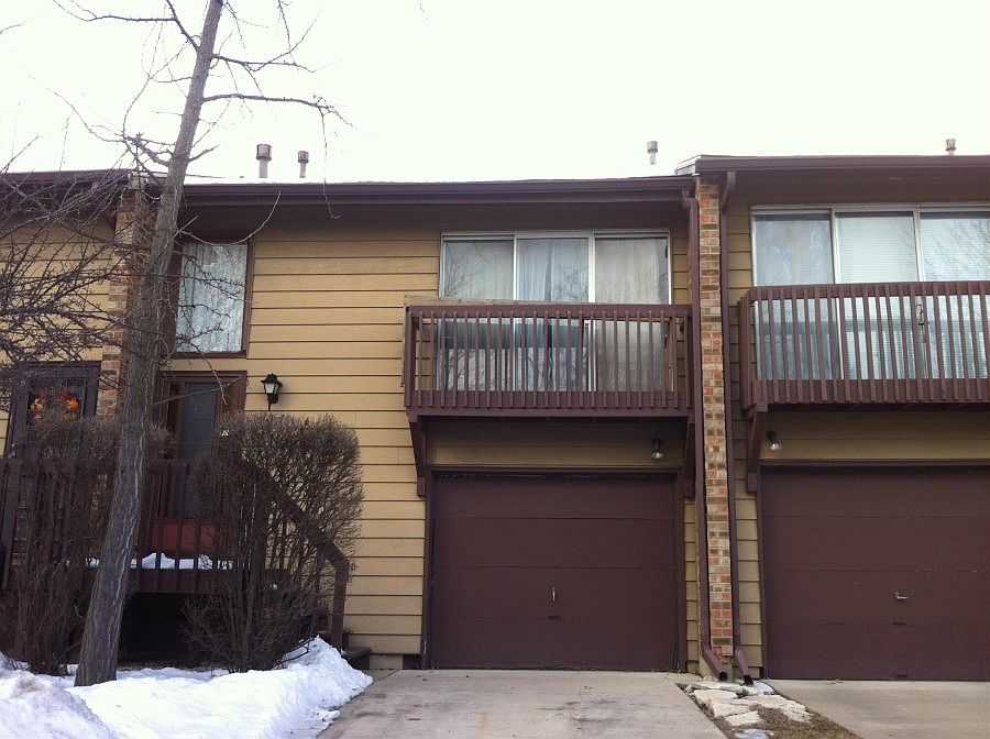 1st image of 454 Skokie Ln
