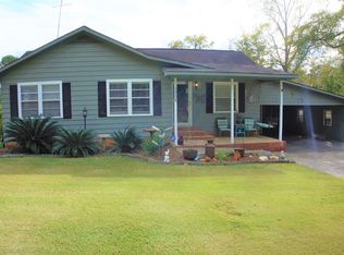 1006 Hillcrest Dr, Waynesboro, MS 39367