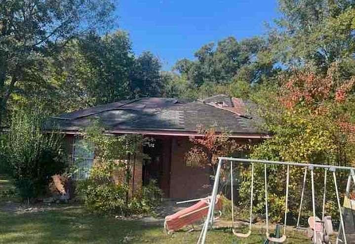 2nd image of 672 Adams Rd