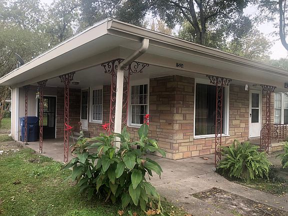 Carport view of house