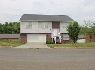 630 Hills Gate Cir, Seymour, TN 37865