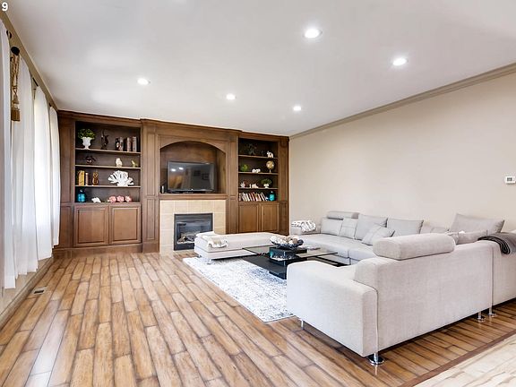 5th image of 6603 NE 56th Ave