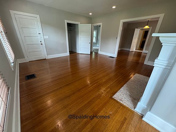 5th image of 2044 Douglass Blvd