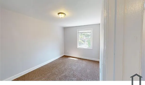 5431 C St SE #3 — Photo 4