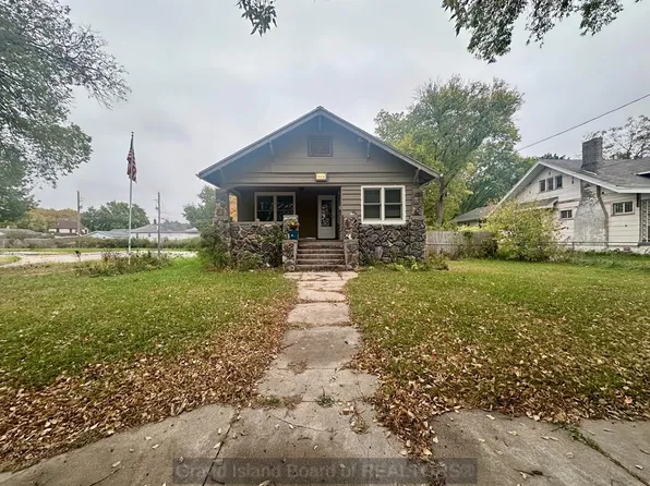 403 S Vine St, Grand Island, NE 68801