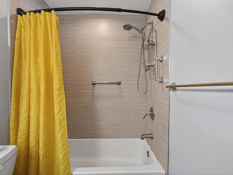 4351 Frost Dr — Photo 25