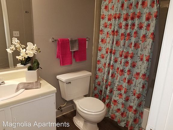 4th image of 4008 Governors Dr APT H