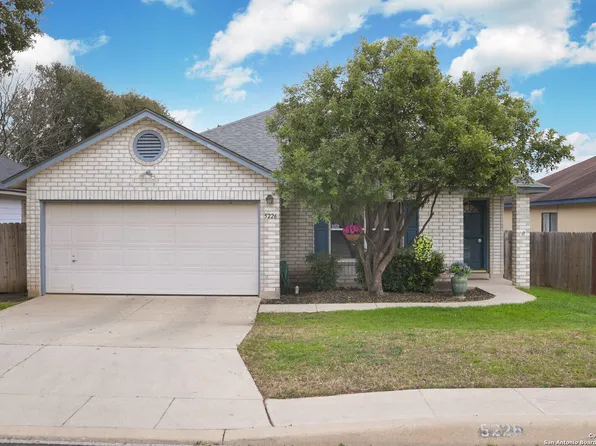 5226 Erickson Bluff, San Antonio, TX 78247