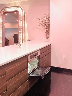 Rented by Onyx Group of New York | media 29