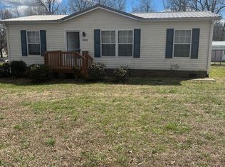 4033 Old Catawba Rd, Claremont, NC 28610