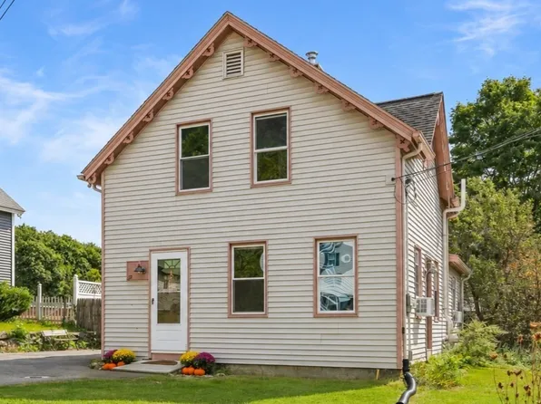 12 Brightside St, Millbury, MA 01527