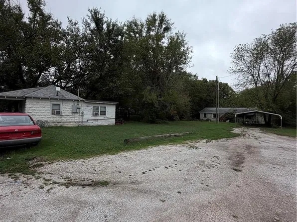 1909 & 1911 Front St, Galena, KS 66739