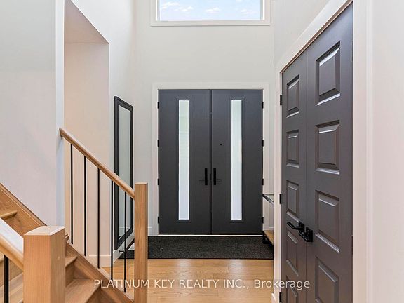 4th image of 83 Daventry Way