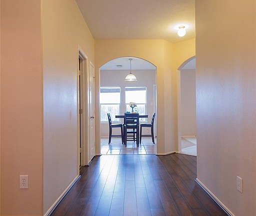 3rd image of 20319 Mammoth Falls Dr