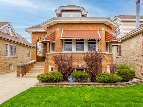 2930 N Mont Clare Ave, Chicago, IL 60634