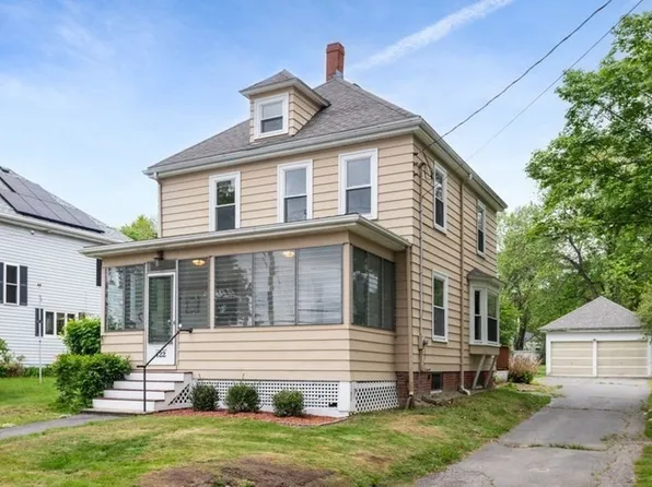 422 Groveland St, Haverhill, MA 01830