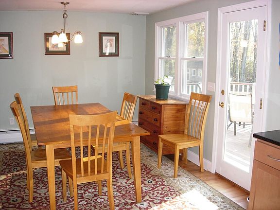 dining area with access to large deck