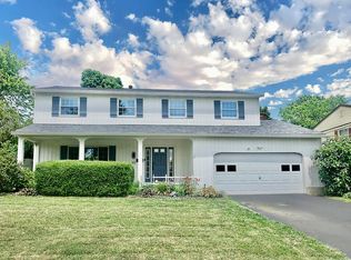4000 Cottingham Dr, Cincinnati, OH 45241