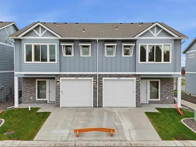 661 N Creative Way — Photo 1