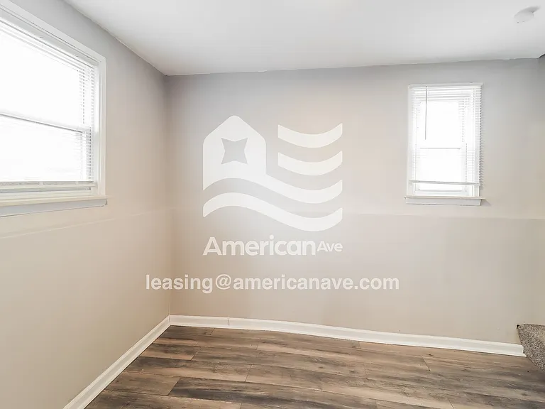 572637_011_wm_-_bedroom_13527360.jpg