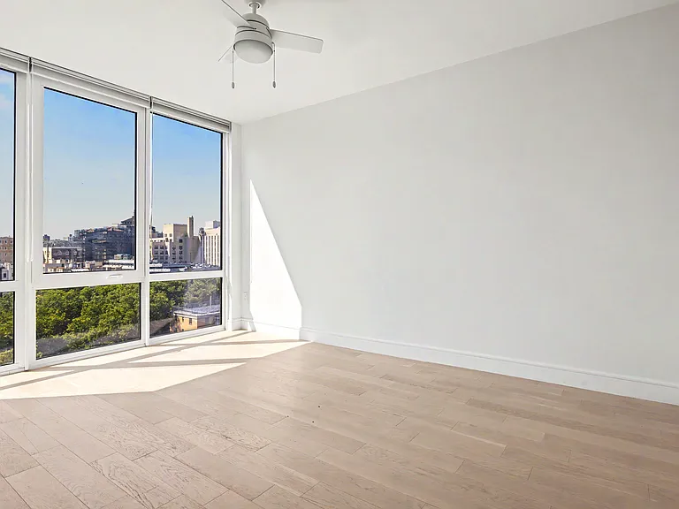 1399 Park Ave #10C — Photo 3