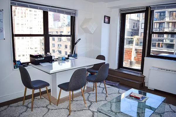 Rented by Meraki Realty LLC | media 10