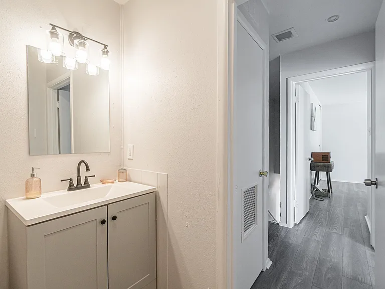 346 Natalen Ave — Photo 10