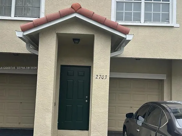 2703 Belmont Ln, Pompano Beach, FL