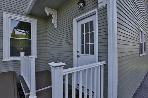 2nd image of 26 Titcomb St #1