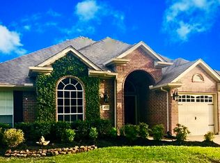 3621 Sunset Meadows Dr, Pearland, TX 77581