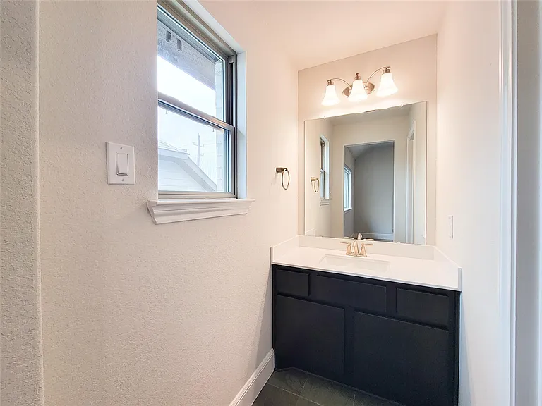 13806 Friarstone Pointe Dr — Photo 36