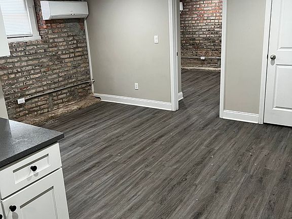 4th image of 522-530 Gladstone Blvd #16