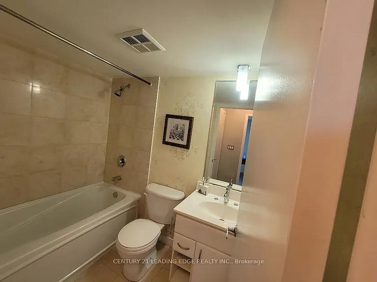 38 Lee Centre Dr #3207 — Photo 17