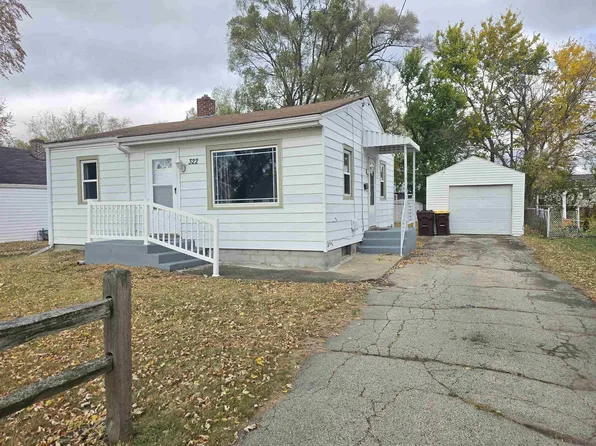 322 Pennsylvania Ave, Loves Park, IL 61111