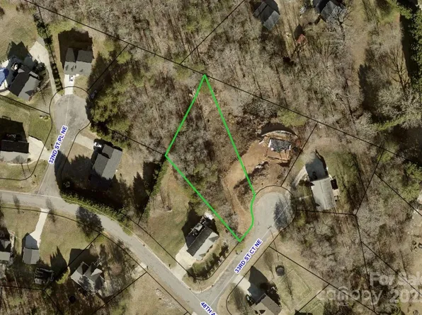 4853 33rd Street Ct NE, Hickory, NC 28601