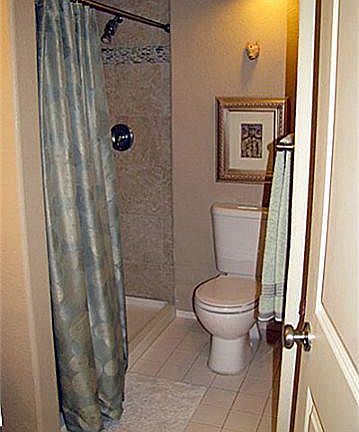 5th image of 5140 Amesbury Dr APT 112