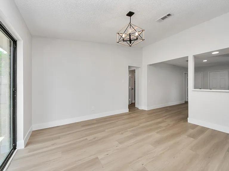 7427 Willow Oak Dr — Photo 23