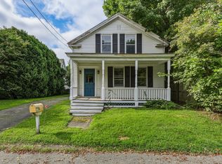 11 School St, Sunderland, MA 01375