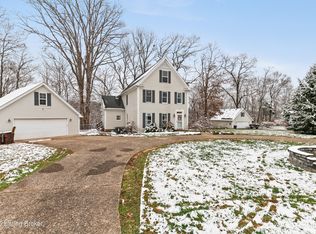 858 Old Mill Stream Ln, Shepherdsville, KY 40165