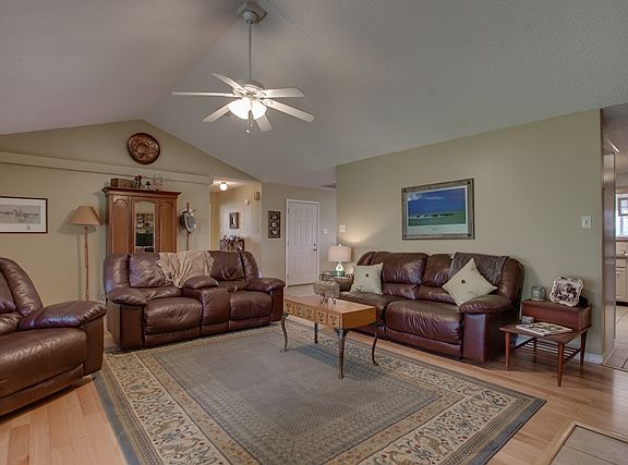5th image of 168 Burney Ln